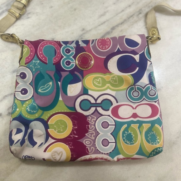 Coach Handbag - Picture 2 of 6